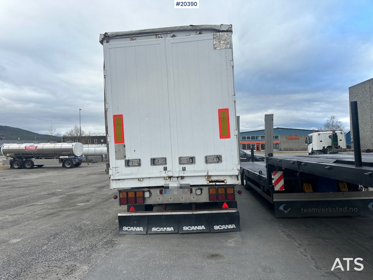 Vang flishenger - Umpikori puoliperävaunu: kuva Vang flishenger - Umpikori puoliperävaunu Vang flishenger - Umpikori puoliperävaunu: kuva Vang flishenger - Umpikori puoliperävaunu