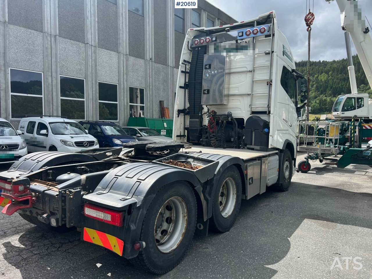 Vetopöytäauto Volvo FH650: kuva Vetopöytäauto Volvo FH650