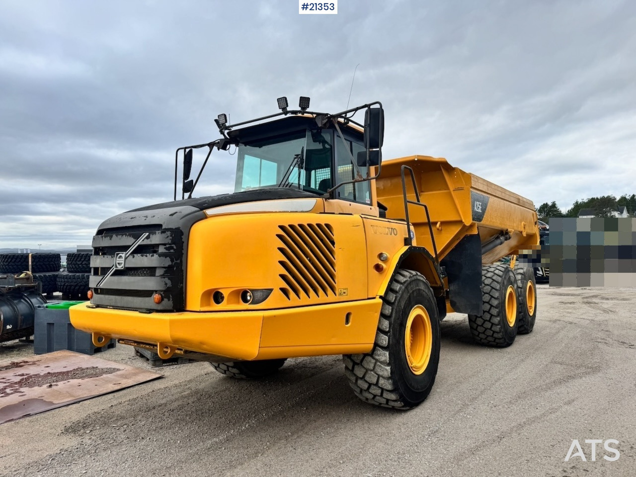 Volvo A25E - Nivelkippiauto: kuva Volvo A25E - Nivelkippiauto Volvo A25E - Nivelkippiauto: kuva Volvo A25E - Nivelkippiauto
