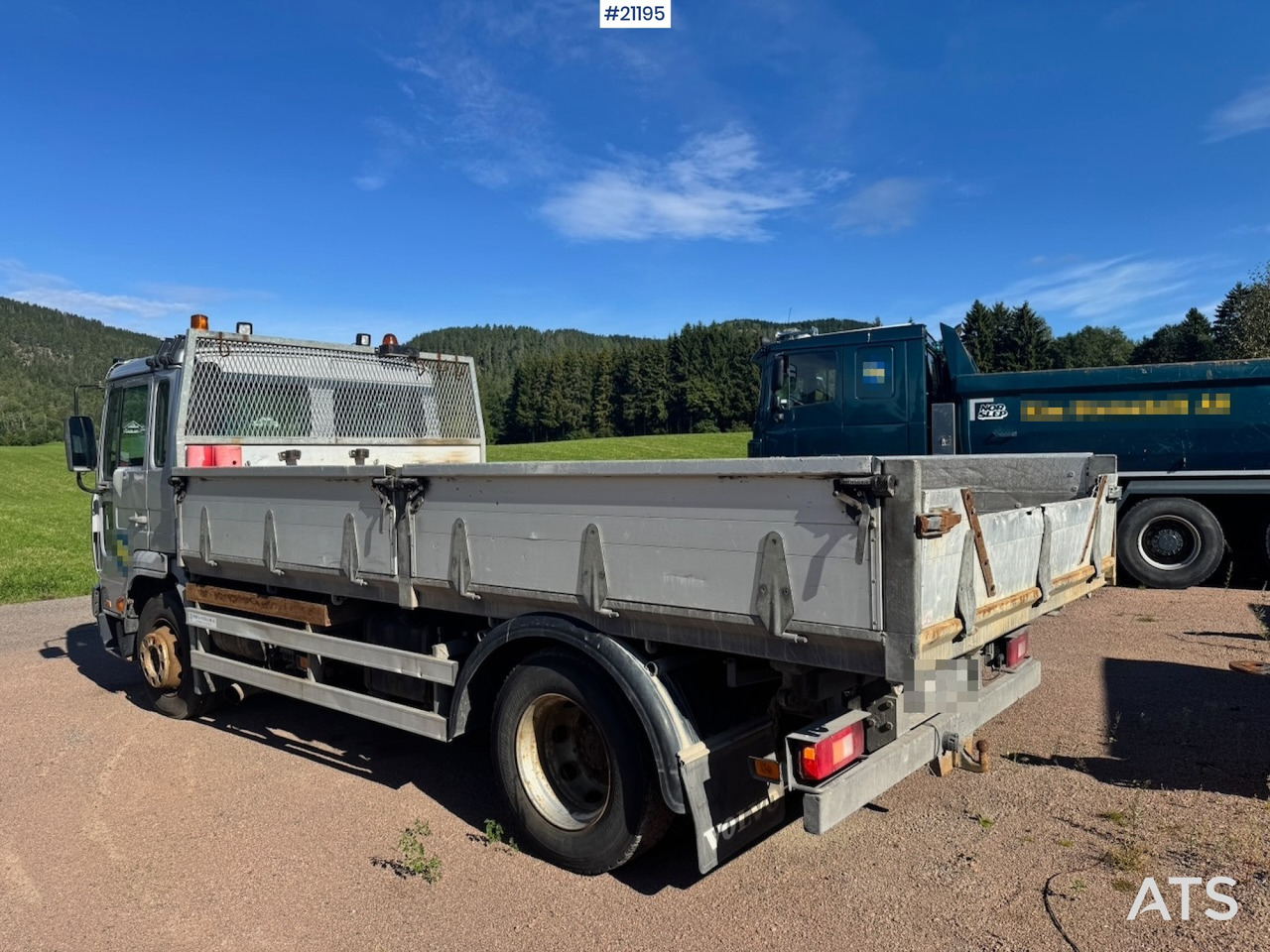 Volvo FL250 - Lava-kuorma-auto: kuva Volvo FL250 - Lava-kuorma-auto Volvo FL250 - Lava-kuorma-auto: kuva Volvo FL250 - Lava-kuorma-auto