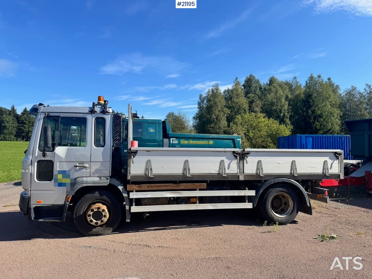 Volvo FL250 - Lava-kuorma-auto: kuva Volvo FL250 - Lava-kuorma-auto Volvo FL250 - Lava-kuorma-auto: kuva Volvo FL250 - Lava-kuorma-auto