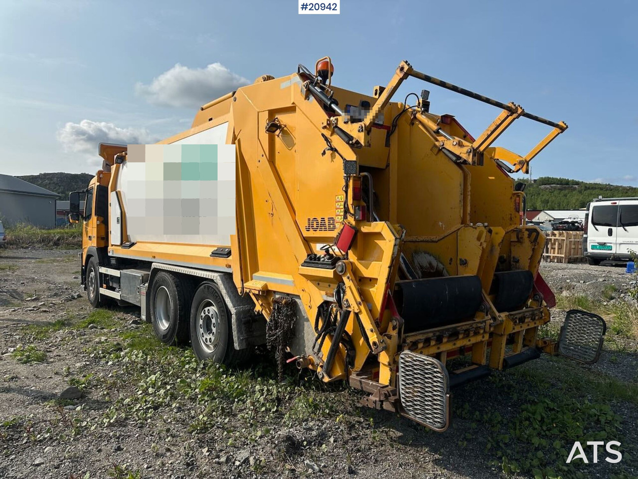 Volvo FM 370 6x2 - 2 kammer renovasjonsbil - Roska-auto: kuva Volvo FM 370 6x2 - 2 kammer renovasjonsbil - Roska-auto Volvo FM 370 6x2 - 2 kammer renovasjonsbil - Roska-auto: kuva Volvo FM 370 6x2 - 2 kammer renovasjonsbil - Roska-auto