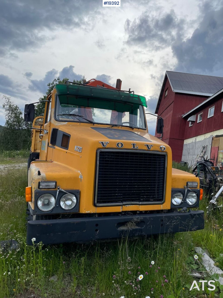 Volvo N720 - Lava-kuorma-auto, Nosturiauto: kuva Volvo N720 - Lava-kuorma-auto, Nosturiauto Volvo N720 - Lava-kuorma-auto, Nosturiauto: kuva Volvo N720 - Lava-kuorma-auto, Nosturiauto