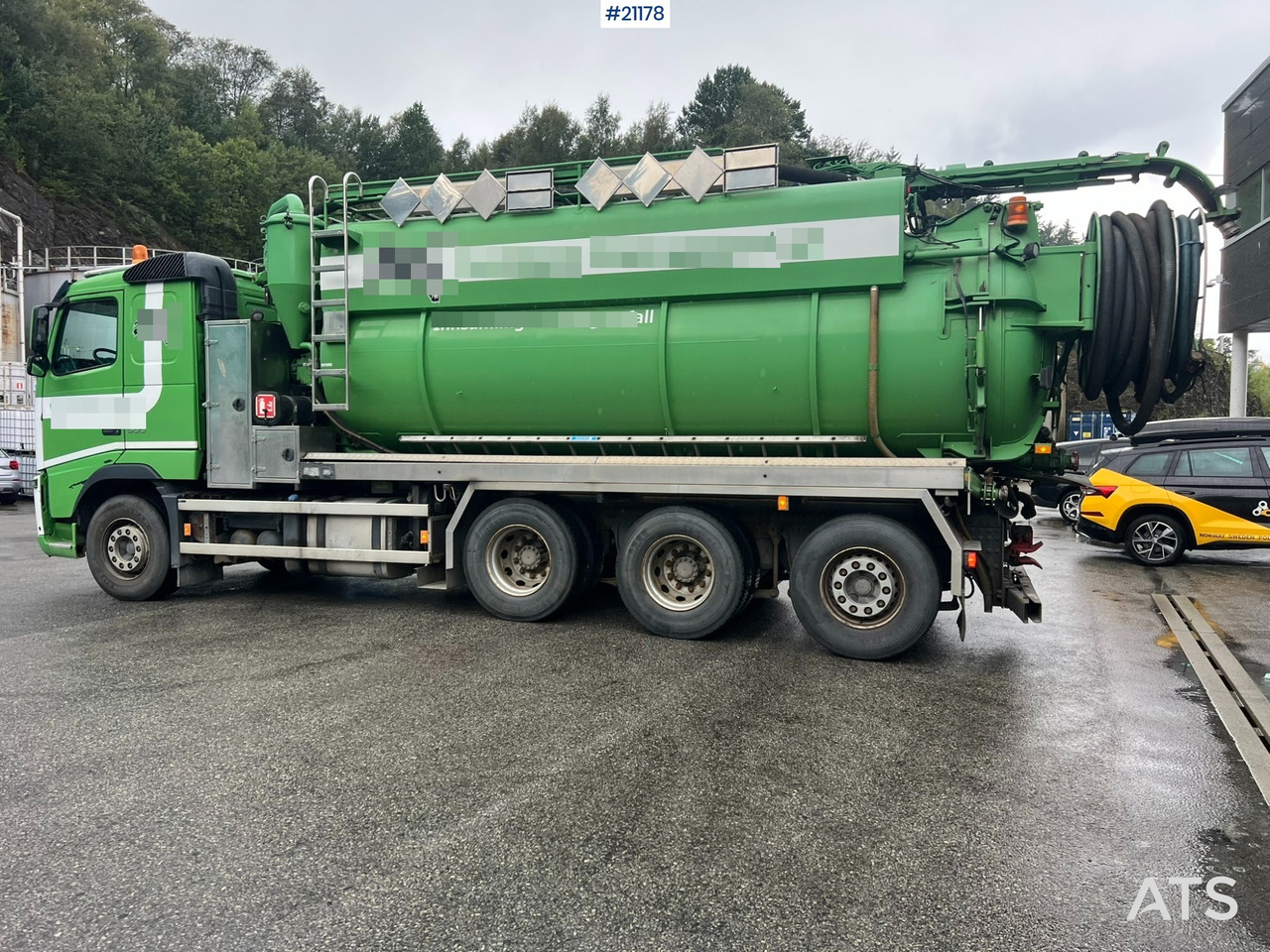 Volvo fh500 8x4 Slamsuger m/ 2010 Inter consult påbygg - Puhtaanpitoauto: kuva Volvo fh500 8x4 Slamsuger m/ 2010 Inter consult påbygg - Puhtaanpitoauto Volvo fh500 8x4 Slamsuger m/ 2010 Inter consult påbygg - Puhtaanpitoauto: kuva Volvo fh500 8x4 Slamsuger m/ 2010 Inter consult påbygg - Puhtaanpitoauto