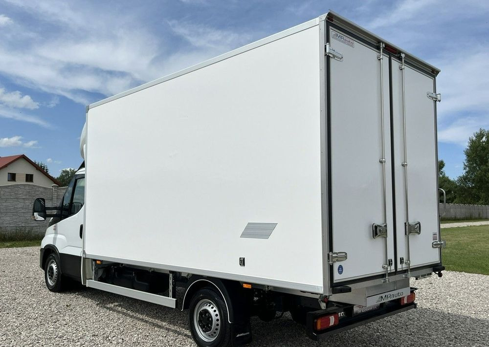 Iveco Daily - Kylmäauto: kuva Iveco Daily - Kylmäauto Iveco Daily - Kylmäauto: kuva Iveco Daily - Kylmäauto