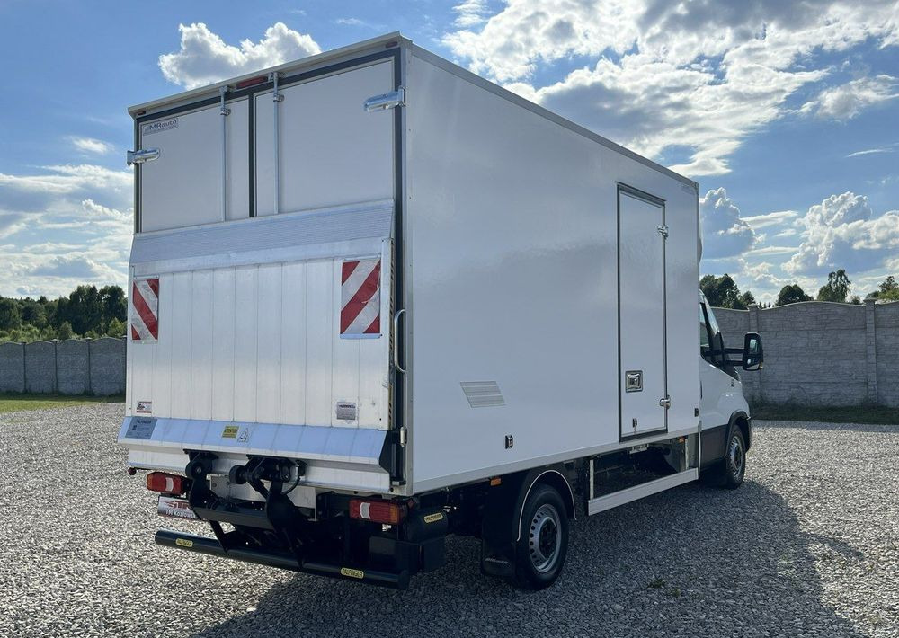 Iveco Daily - Kylmäauto: kuva Iveco Daily - Kylmäauto Iveco Daily - Kylmäauto: kuva Iveco Daily - Kylmäauto