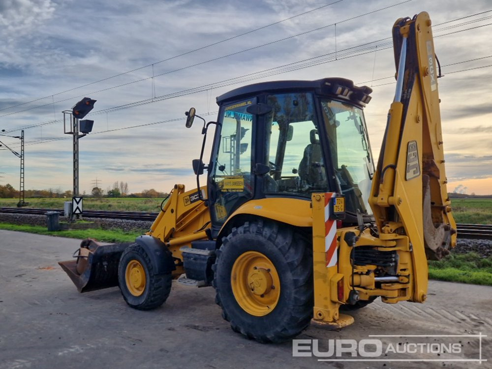2005 JCB 3CX P21 - Kaivuri-trukki: kuva 2005 JCB 3CX P21 - Kaivuri-trukki 2005 JCB 3CX P21 - Kaivuri-trukki: kuva 2005 JCB 3CX P21 - Kaivuri-trukki