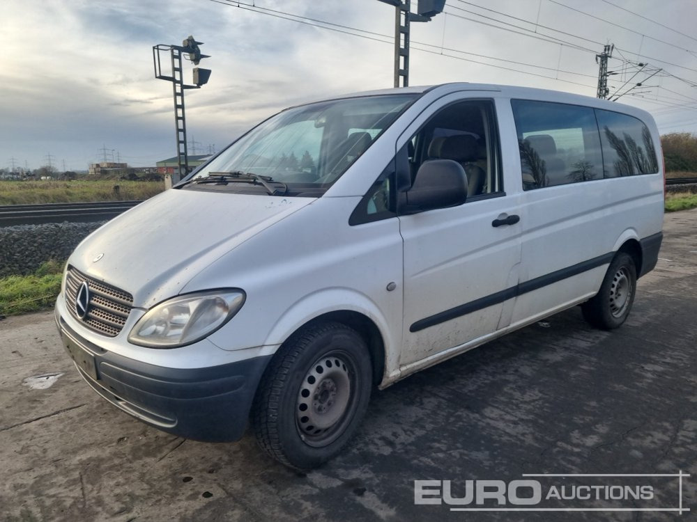 2005 Mercedes Benz Vito - Jatko-ohjaamo kevyt kuorma-auto: kuva  2005 Mercedes Benz Vito - Jatko-ohjaamo kevyt kuorma-auto 2005 Mercedes Benz Vito - Jatko-ohjaamo kevyt kuorma-auto: kuva  2005 Mercedes Benz Vito - Jatko-ohjaamo kevyt kuorma-auto
