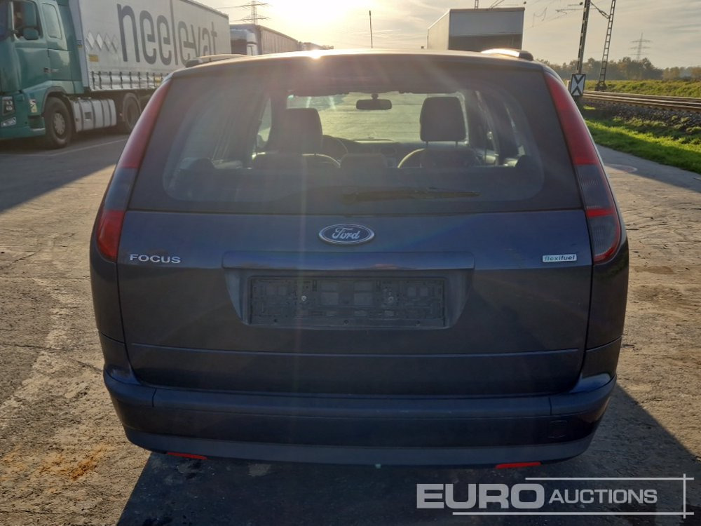 2007 Ford Focus - Henkilöauto: kuva 2007 Ford Focus - Henkilöauto 2007 Ford Focus - Henkilöauto: kuva 2007 Ford Focus - Henkilöauto