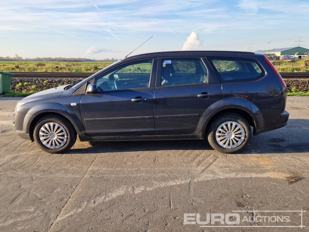 2007 Ford Focus - Henkilöauto: kuva 2007 Ford Focus - Henkilöauto 2007 Ford Focus - Henkilöauto: kuva 2007 Ford Focus - Henkilöauto