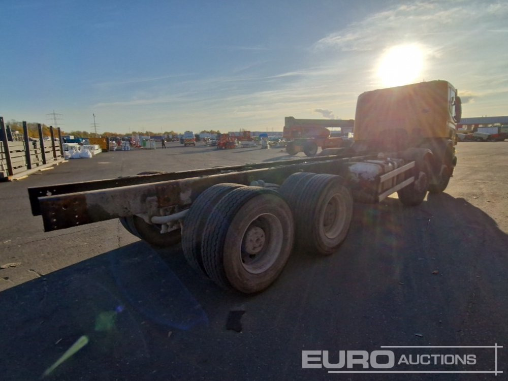 2008 Scania P380 - Kuorma-auto alusta: kuva 2008 Scania P380 - Kuorma-auto alusta 2008 Scania P380 - Kuorma-auto alusta: kuva 2008 Scania P380 - Kuorma-auto alusta