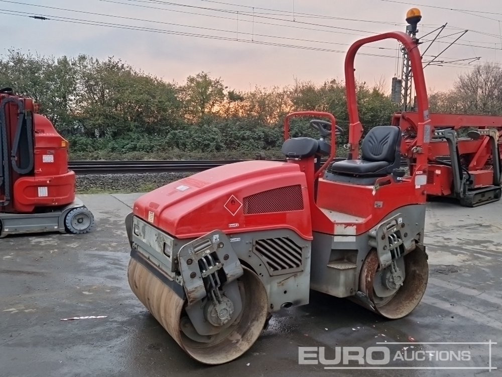 2010 Bomag BW120AD-4 - Jyrä: kuva 2010 Bomag BW120AD-4 - Jyrä 2010 Bomag BW120AD-4 - Jyrä: kuva 2010 Bomag BW120AD-4 - Jyrä