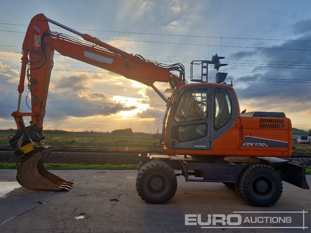 2010 Doosan DX170W - Pyöräalustainen kaivinkone: kuva 2010 Doosan DX170W - Pyöräalustainen kaivinkone 2010 Doosan DX170W - Pyöräalustainen kaivinkone: kuva 2010 Doosan DX170W - Pyöräalustainen kaivinkone