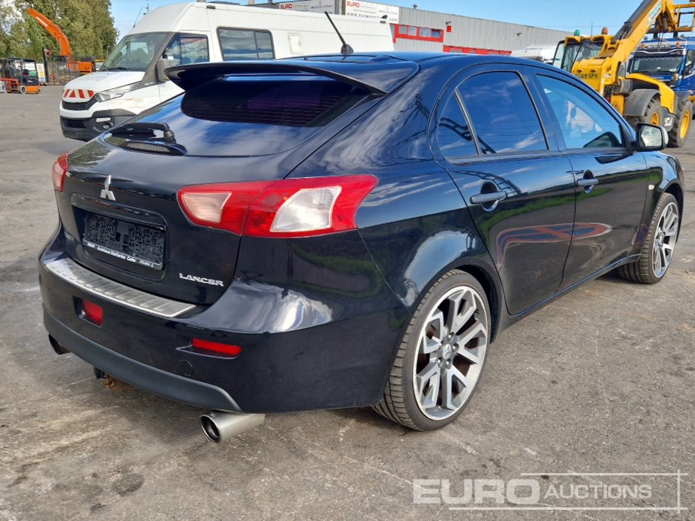 2010 Mitsubishi Lancer - Henkilöauto: kuva 2010 Mitsubishi Lancer - Henkilöauto 2010 Mitsubishi Lancer - Henkilöauto: kuva 2010 Mitsubishi Lancer - Henkilöauto
