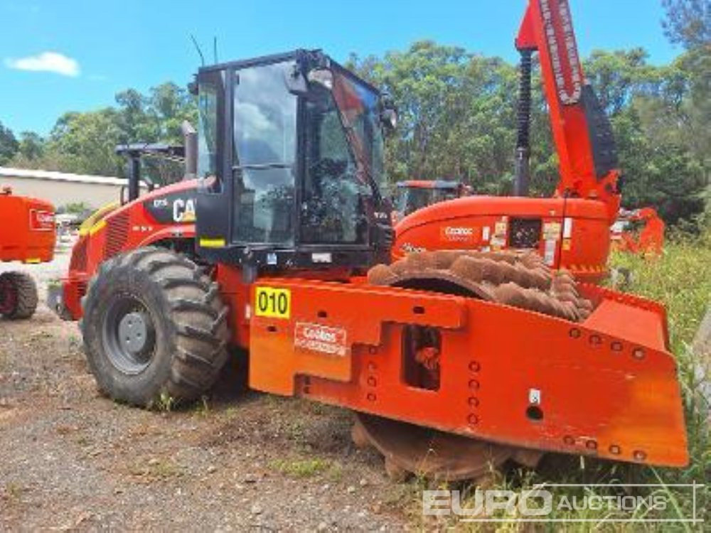 2011 CAT CP76XT - Jyrä: kuva 2011 CAT CP76XT - Jyrä 2011 CAT CP76XT - Jyrä: kuva 2011 CAT CP76XT - Jyrä