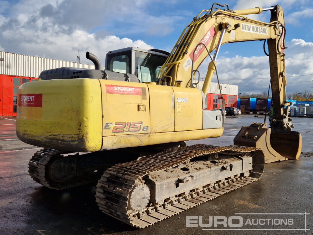 2011 New Holland E215B - Telakaivukone: kuva 2011 New Holland E215B - Telakaivukone 2011 New Holland E215B - Telakaivukone: kuva 2011 New Holland E215B - Telakaivukone