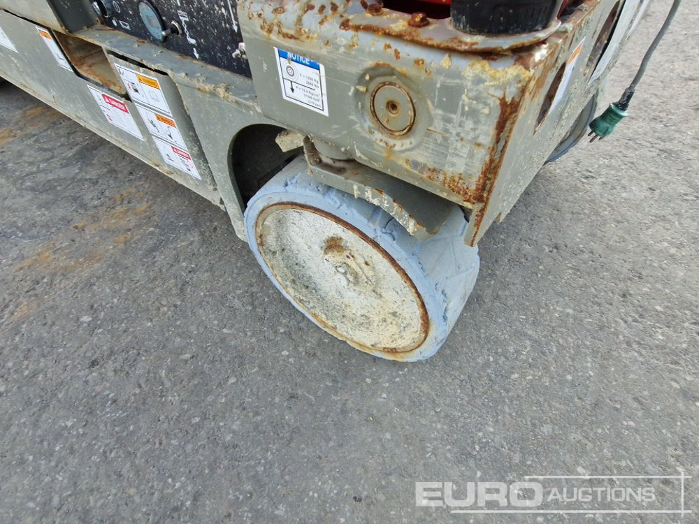 2014 Haulotte Compact 10N - Henkilönostin: kuva 2014 Haulotte Compact 10N - Henkilönostin 2014 Haulotte Compact 10N - Henkilönostin: kuva 2014 Haulotte Compact 10N - Henkilönostin