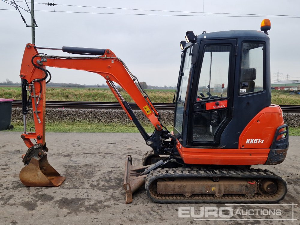 2014 Kubota KX61-3 - Minikuormaaja: kuva 2014 Kubota KX61-3 - Minikuormaaja 2014 Kubota KX61-3 - Minikuormaaja: kuva 2014 Kubota KX61-3 - Minikuormaaja