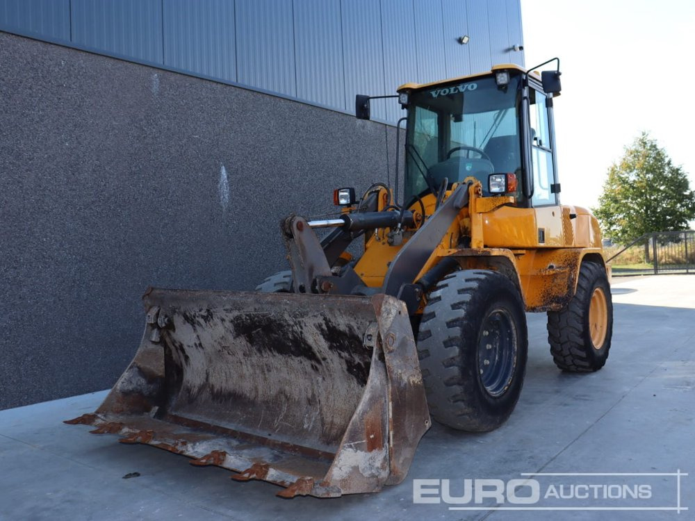 2014 Volvo L30G - Pyöräkuormaaja: kuva 2014 Volvo L30G - Pyöräkuormaaja 2014 Volvo L30G - Pyöräkuormaaja: kuva 2014 Volvo L30G - Pyöräkuormaaja