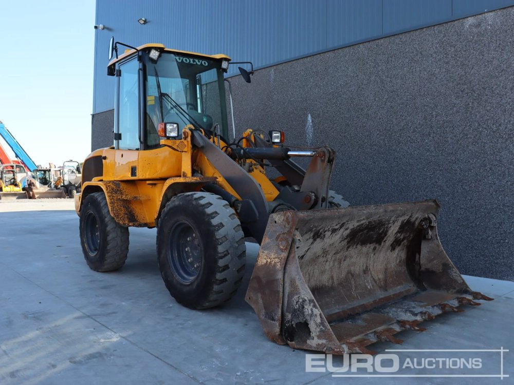 2014 Volvo L30G - Pyöräkuormaaja: kuva 2014 Volvo L30G - Pyöräkuormaaja 2014 Volvo L30G - Pyöräkuormaaja: kuva 2014 Volvo L30G - Pyöräkuormaaja