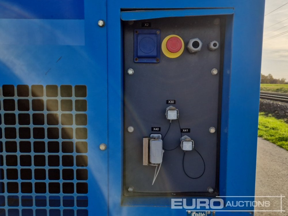 2015 Atlas Copco QAS 200 ST3 - Sähkögeneraattori: kuva 2015 Atlas Copco QAS 200 ST3 - Sähkögeneraattori 2015 Atlas Copco QAS 200 ST3 - Sähkögeneraattori: kuva 2015 Atlas Copco QAS 200 ST3 - Sähkögeneraattori