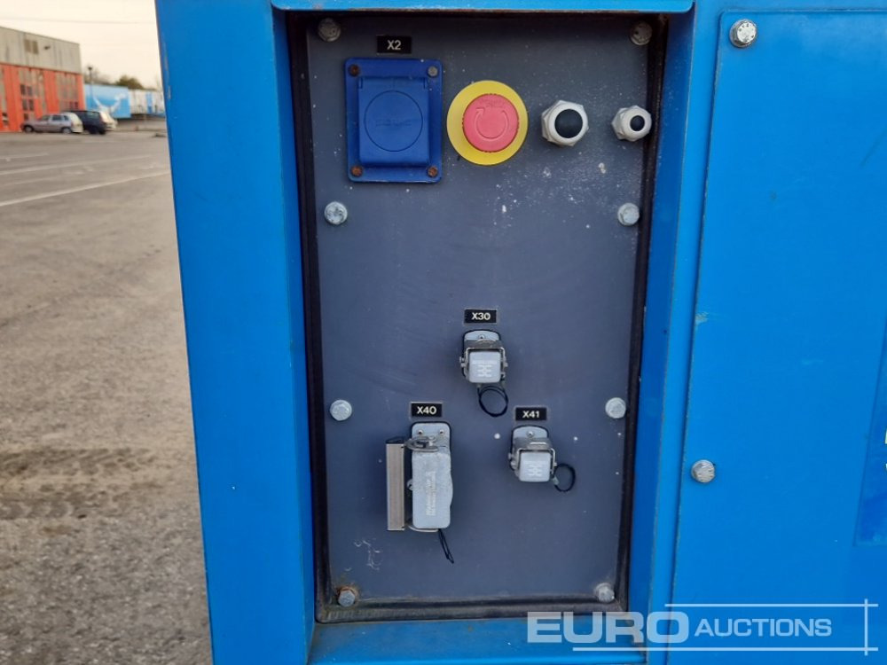 Sähkögeneraattori 2015 Atlas Copco QAS400: kuva Sähkögeneraattori 2015 Atlas Copco QAS400