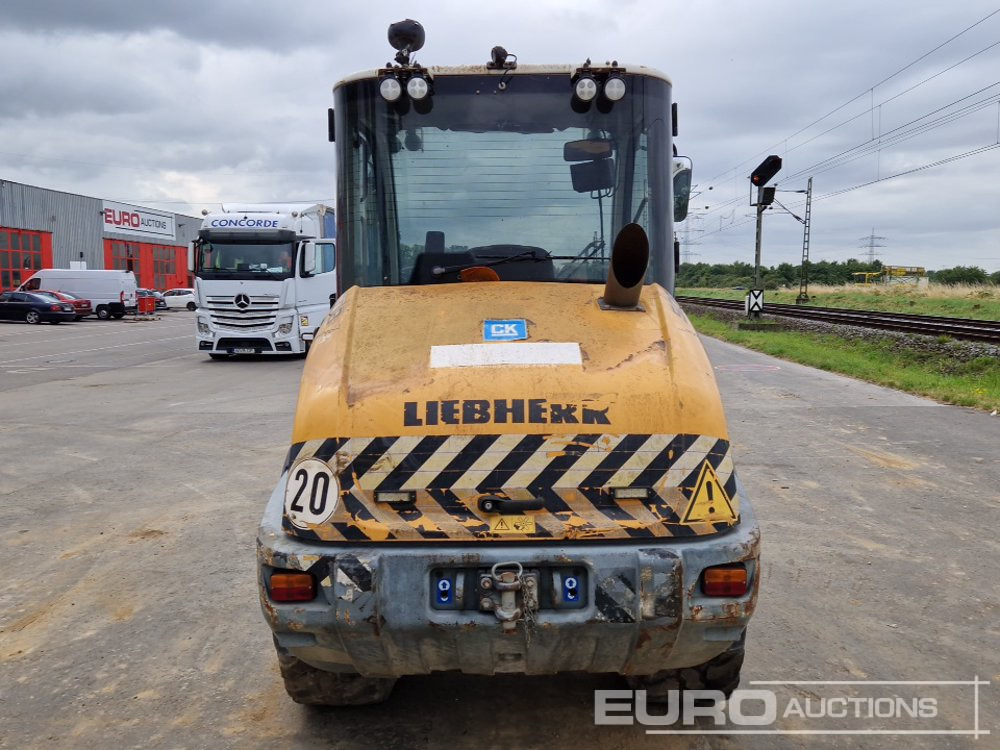 2015 Liebherr L508C - Pyöräkuormaaja: kuva 2015 Liebherr L508C - Pyöräkuormaaja 2015 Liebherr L508C - Pyöräkuormaaja: kuva 2015 Liebherr L508C - Pyöräkuormaaja