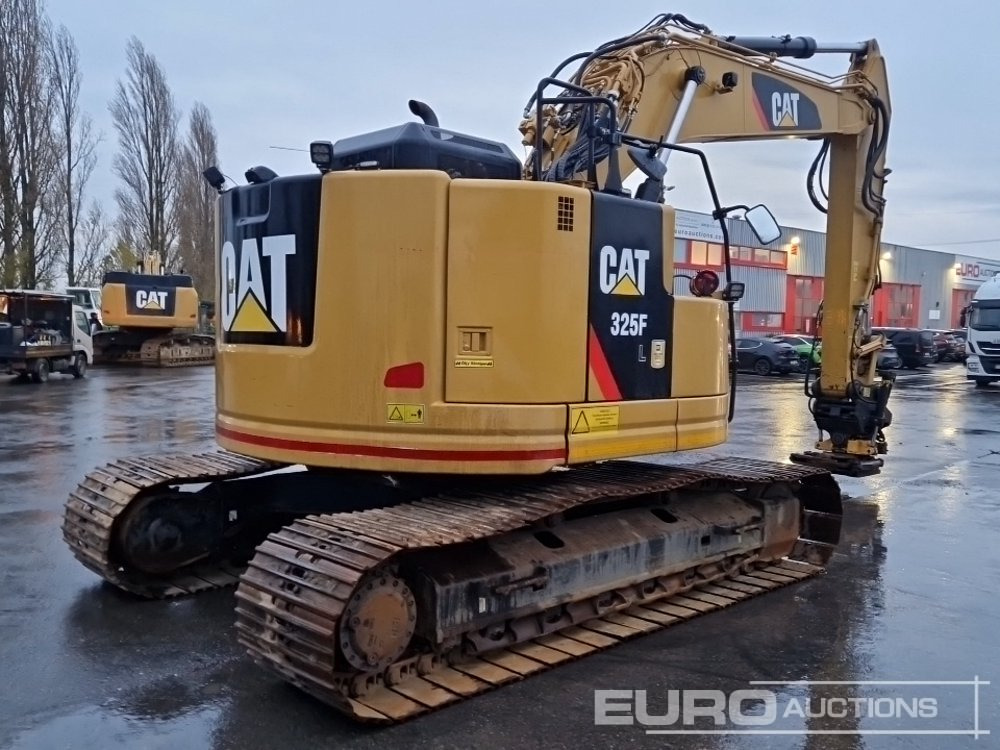 2016 CAT 325FLCR - Telakaivukone: kuva 2016 CAT 325FLCR - Telakaivukone 2016 CAT 325FLCR - Telakaivukone: kuva 2016 CAT 325FLCR - Telakaivukone