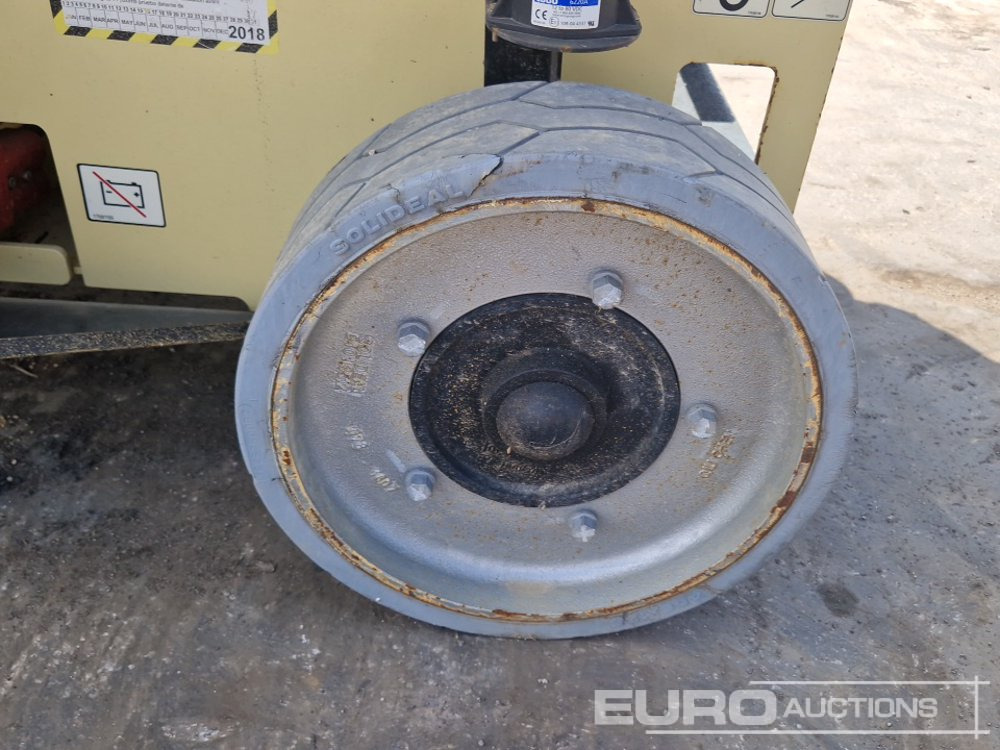 Henkilönostin 2016 JLG 3246 ES: kuva Henkilönostin 2016 JLG 3246 ES