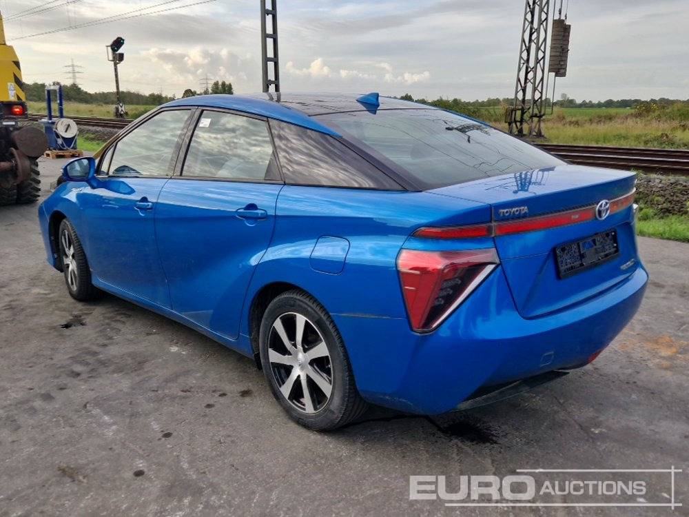 2017 Toyota Mirai Fuel Cell, Hydrogen Hybrid, Automatic (German Reg. Docs. Available) - Henkilöauto: kuva 2017 Toyota Mirai Fuel Cell, Hydrogen Hybrid, Automatic (German Reg. Docs. Available) - Henkilöauto 2017 Toyota Mirai Fuel Cell, Hydrogen Hybrid, Automatic (German Reg. Docs. Available) - Henkilöauto: kuva 2017 Toyota Mirai Fuel Cell, Hydrogen Hybrid, Automatic (German Reg. Docs. Available) - Henkilöauto