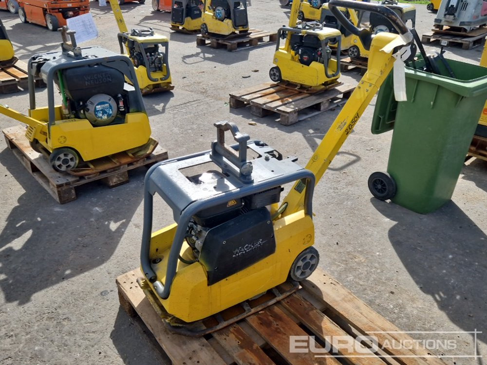 2017 Wacker Neuson BPU2504A - Asfaltinlaskija: kuva 2017 Wacker Neuson BPU2504A - Asfaltinlaskija 2017 Wacker Neuson BPU2504A - Asfaltinlaskija: kuva 2017 Wacker Neuson BPU2504A - Asfaltinlaskija