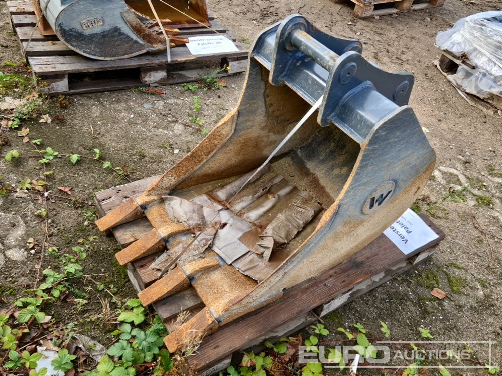 22" Digging Bucket to suit 9 Ton Excavator - Kauha: kuva 22" Digging Bucket to suit 9 Ton Excavator - Kauha 22" Digging Bucket to suit 9 Ton Excavator - Kauha: kuva 22" Digging Bucket to suit 9 Ton Excavator - Kauha