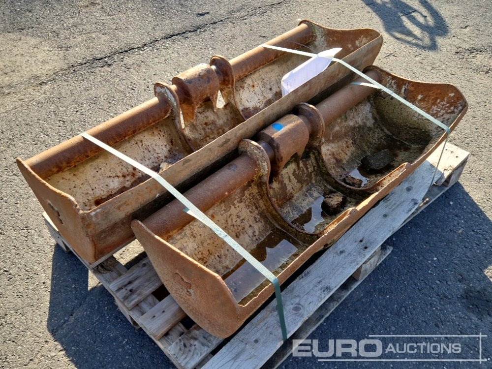 48", 40" Ditching Buckets, MORIN to suit 2-5 Ton Excavator (2 of) - Kauha: kuva 48", 40" Ditching Buckets, MORIN to suit 2-5 Ton Excavator (2 of) - Kauha 48", 40" Ditching Buckets, MORIN to suit 2-5 Ton Excavator (2 of) - Kauha: kuva 48", 40" Ditching Buckets, MORIN to suit 2-5 Ton Excavator (2 of) - Kauha