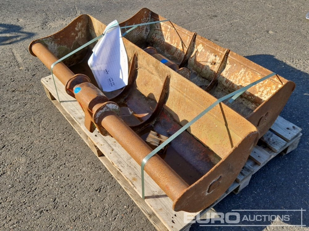 48", 40" Ditching Buckets, MORIN to suit 2-5 Ton Excavator (2 of) - Kauha: kuva 48", 40" Ditching Buckets, MORIN to suit 2-5 Ton Excavator (2 of) - Kauha 48", 40" Ditching Buckets, MORIN to suit 2-5 Ton Excavator (2 of) - Kauha: kuva 48", 40" Ditching Buckets, MORIN to suit 2-5 Ton Excavator (2 of) - Kauha