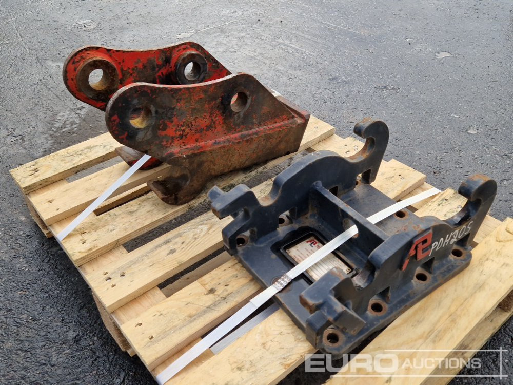 Adapter Plates, QH - Pikaliitin: kuva Adapter Plates, QH - Pikaliitin Adapter Plates, QH - Pikaliitin: kuva Adapter Plates, QH - Pikaliitin
