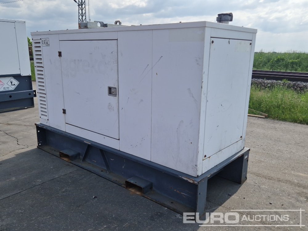 Aggreko 60kVA Static Generator, Iveco Turbo Diesel Engine - Sähkögeneraattori: kuva Aggreko 60kVA Static Generator, Iveco Turbo Diesel Engine - Sähkögeneraattori Aggreko 60kVA Static Generator, Iveco Turbo Diesel Engine - Sähkögeneraattori: kuva Aggreko 60kVA Static Generator, Iveco Turbo Diesel Engine - Sähkögeneraattori
