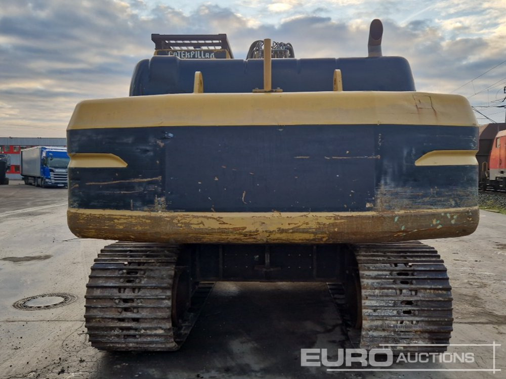 CAT 330BL - Telakaivukone: kuva CAT 330BL - Telakaivukone CAT 330BL - Telakaivukone: kuva CAT 330BL - Telakaivukone