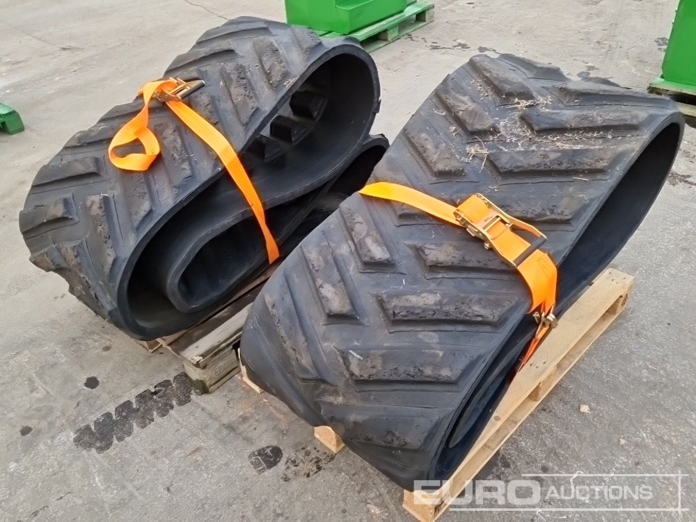 Camso 24" Rubber Tracks (2 of) 1 pair of Camso Rubber Tracks in size 24" to suit John Deere 8RX Tractors - Telaketju - Rakennuskoneet: kuva Camso 24" Rubber Tracks (2 of) 1 pair of Camso Rubber Tracks in size 24" to suit John Deere 8RX Tractors - Telaketju - Rakennuskoneet Camso 24" Rubber Tracks (2 of) 1 pair of Camso Rubber Tracks in size 24" to suit John Deere 8RX Tractors - Telaketju - Rakennuskoneet: kuva Camso 24" Rubber Tracks (2 of) 1 pair of Camso Rubber Tracks in size 24" to suit John Deere 8RX Tractors - Telaketju - Rakennuskoneet