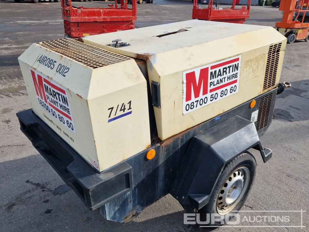 Doosan 7/41 125CFM - Ilmakompressori: kuva Doosan 7/41 125CFM - Ilmakompressori Doosan 7/41 125CFM - Ilmakompressori: kuva Doosan 7/41 125CFM - Ilmakompressori