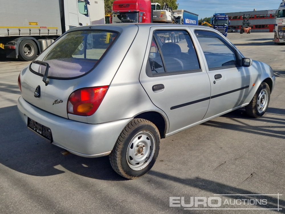 Ford Fiesta - Henkilöauto: kuva Ford Fiesta - Henkilöauto Ford Fiesta - Henkilöauto: kuva Ford Fiesta - Henkilöauto