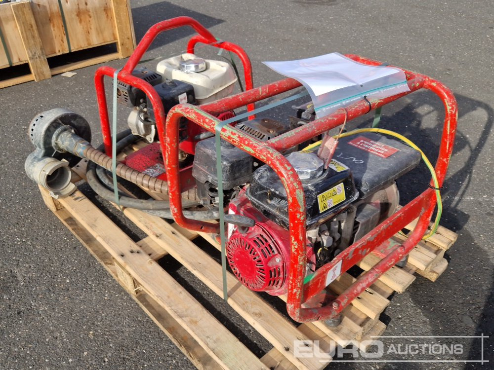 Generator + Petrol Drive Unit / Water Pump - Sähkögeneraattori: kuva Generator + Petrol Drive Unit / Water Pump - Sähkögeneraattori Generator + Petrol Drive Unit / Water Pump - Sähkögeneraattori: kuva Generator + Petrol Drive Unit / Water Pump - Sähkögeneraattori