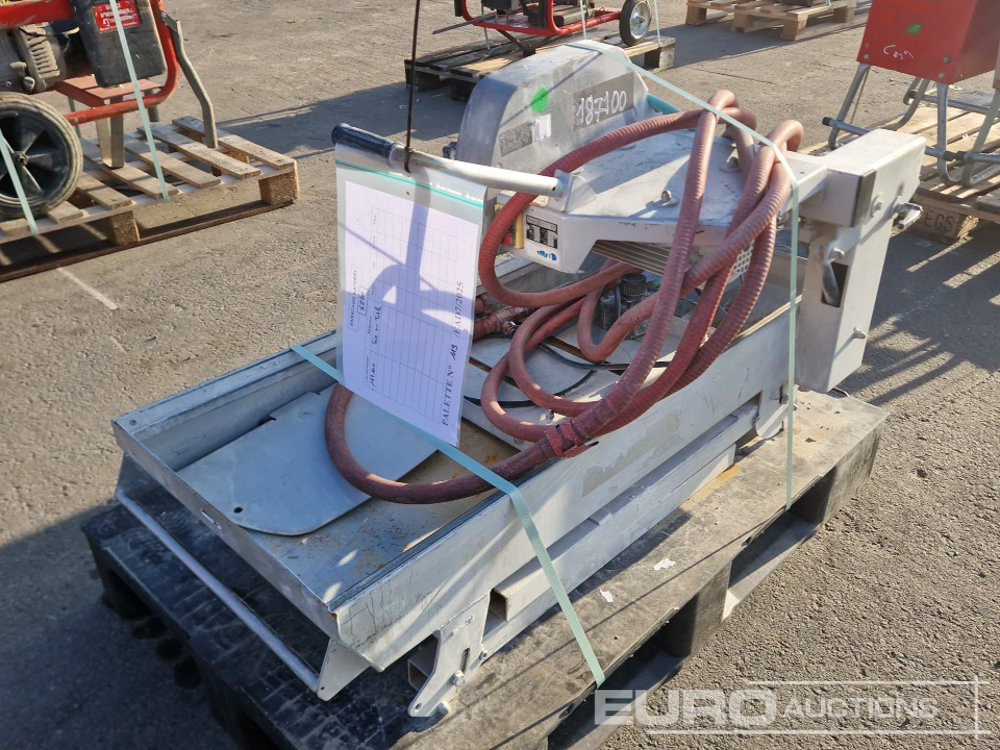 Husqvarna TS350E - Asfaltinlaskija: kuva Husqvarna TS350E - Asfaltinlaskija Husqvarna TS350E - Asfaltinlaskija: kuva Husqvarna TS350E - Asfaltinlaskija