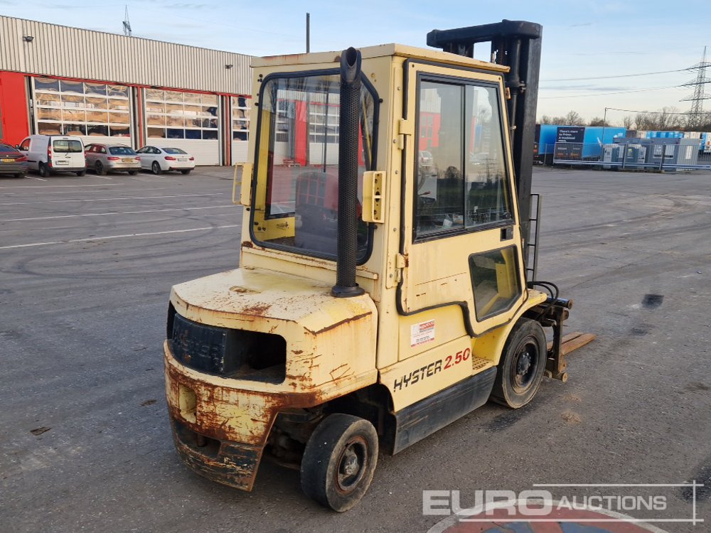 Hyster H2.50XM - Vastapainotrukki: kuva Hyster H2.50XM - Vastapainotrukki Hyster H2.50XM - Vastapainotrukki: kuva Hyster H2.50XM - Vastapainotrukki
