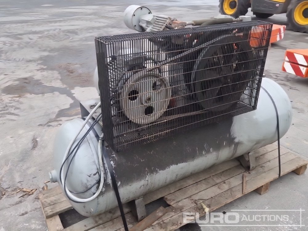 Ingersoll Rand Static Workshop Compressor - Ilmakompressori: kuva Ingersoll Rand Static Workshop Compressor - Ilmakompressori Ingersoll Rand Static Workshop Compressor - Ilmakompressori: kuva Ingersoll Rand Static Workshop Compressor - Ilmakompressori