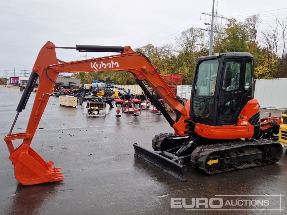 Kubota 55U - Minikuormaaja: kuva Kubota 55U - Minikuormaaja Kubota 55U - Minikuormaaja: kuva Kubota 55U - Minikuormaaja