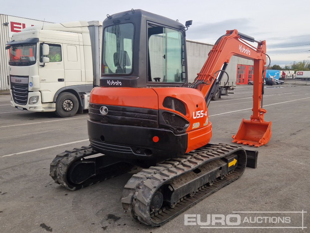 Kubota 55U - Minikuormaaja: kuva Kubota 55U - Minikuormaaja Kubota 55U - Minikuormaaja: kuva Kubota 55U - Minikuormaaja