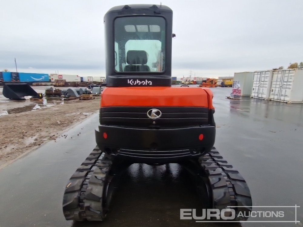 Kubota 55U - Minikuormaaja: kuva Kubota 55U - Minikuormaaja Kubota 55U - Minikuormaaja: kuva Kubota 55U - Minikuormaaja