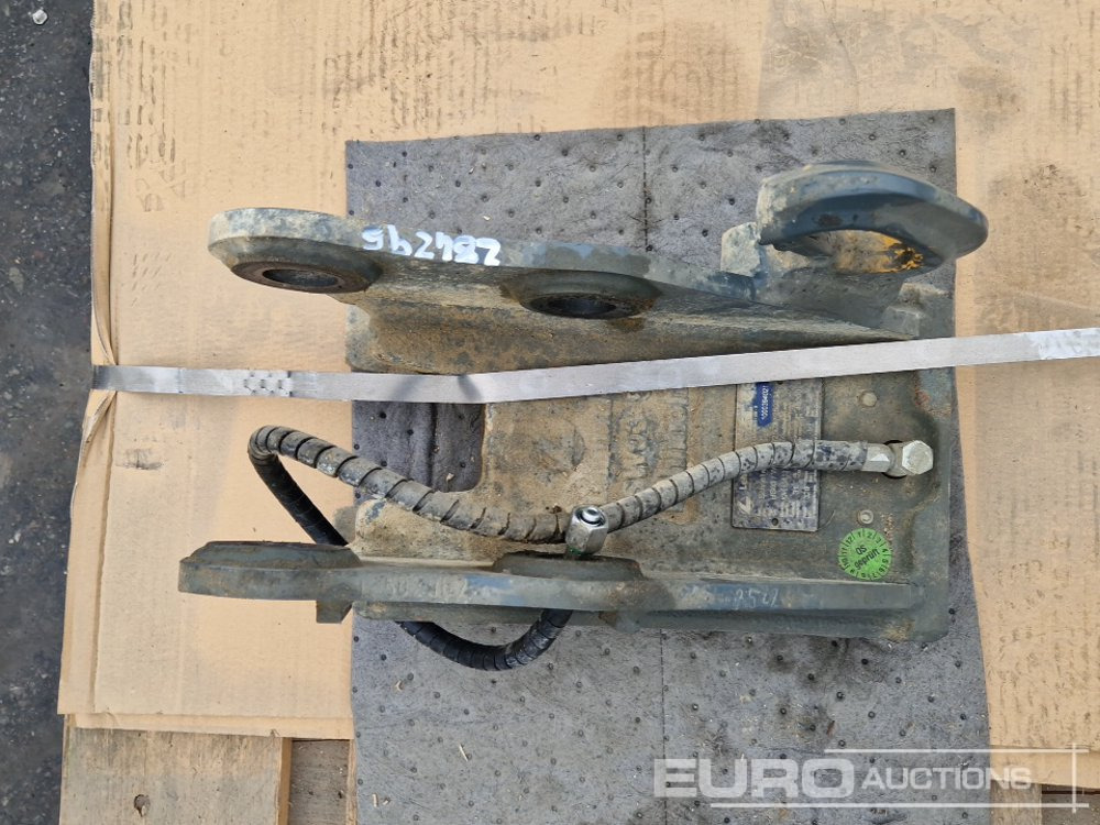 Lehnhoff QH to suit SW03 - Pikaliitin: kuva Lehnhoff QH to suit SW03 - Pikaliitin Lehnhoff QH to suit SW03 - Pikaliitin: kuva Lehnhoff QH to suit SW03 - Pikaliitin