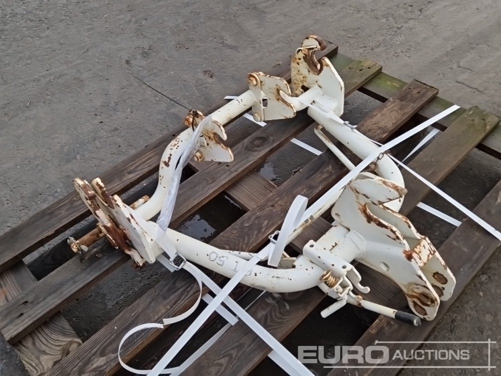 Quick Hitch to suit Iseki / Yanmar Tractor - Maatalouskoneet: kuva Quick Hitch to suit Iseki / Yanmar Tractor - Maatalouskoneet Quick Hitch to suit Iseki / Yanmar Tractor - Maatalouskoneet: kuva Quick Hitch to suit Iseki / Yanmar Tractor - Maatalouskoneet