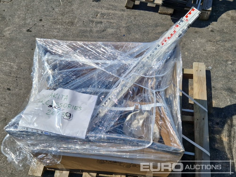 Makita Accessories, Height Measurment Pole - Korjaamolaitteet: kuva Makita Accessories, Height Measurment Pole - Korjaamolaitteet Makita Accessories, Height Measurment Pole - Korjaamolaitteet: kuva Makita Accessories, Height Measurment Pole - Korjaamolaitteet